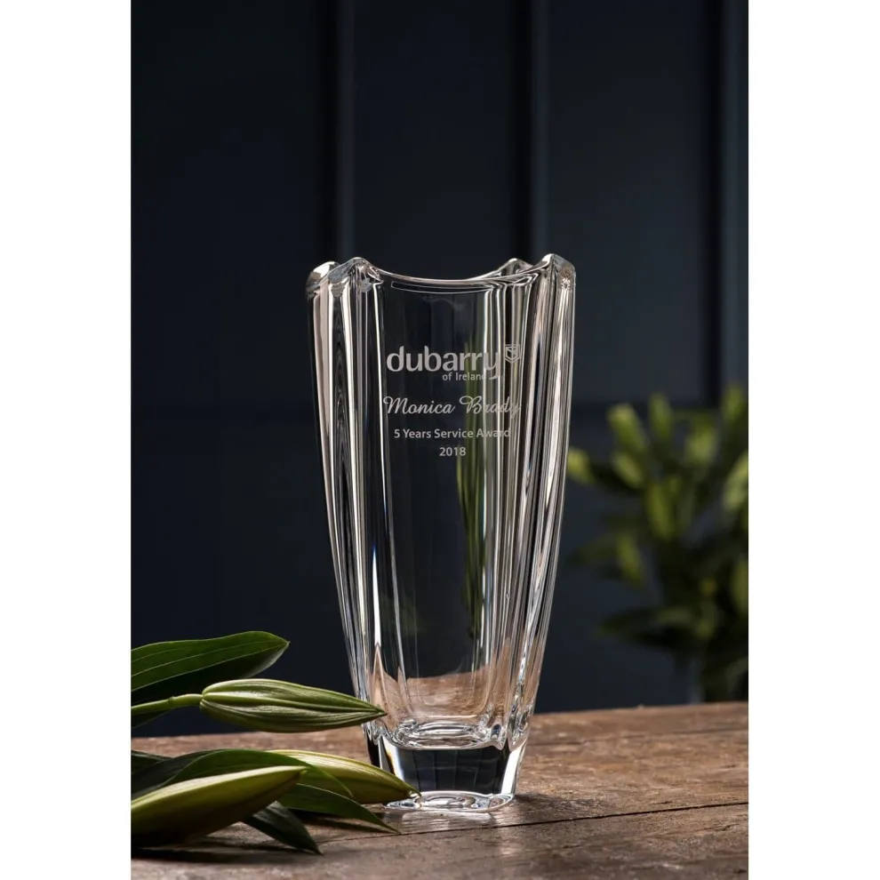 Engraved Dune 10" Square Vase